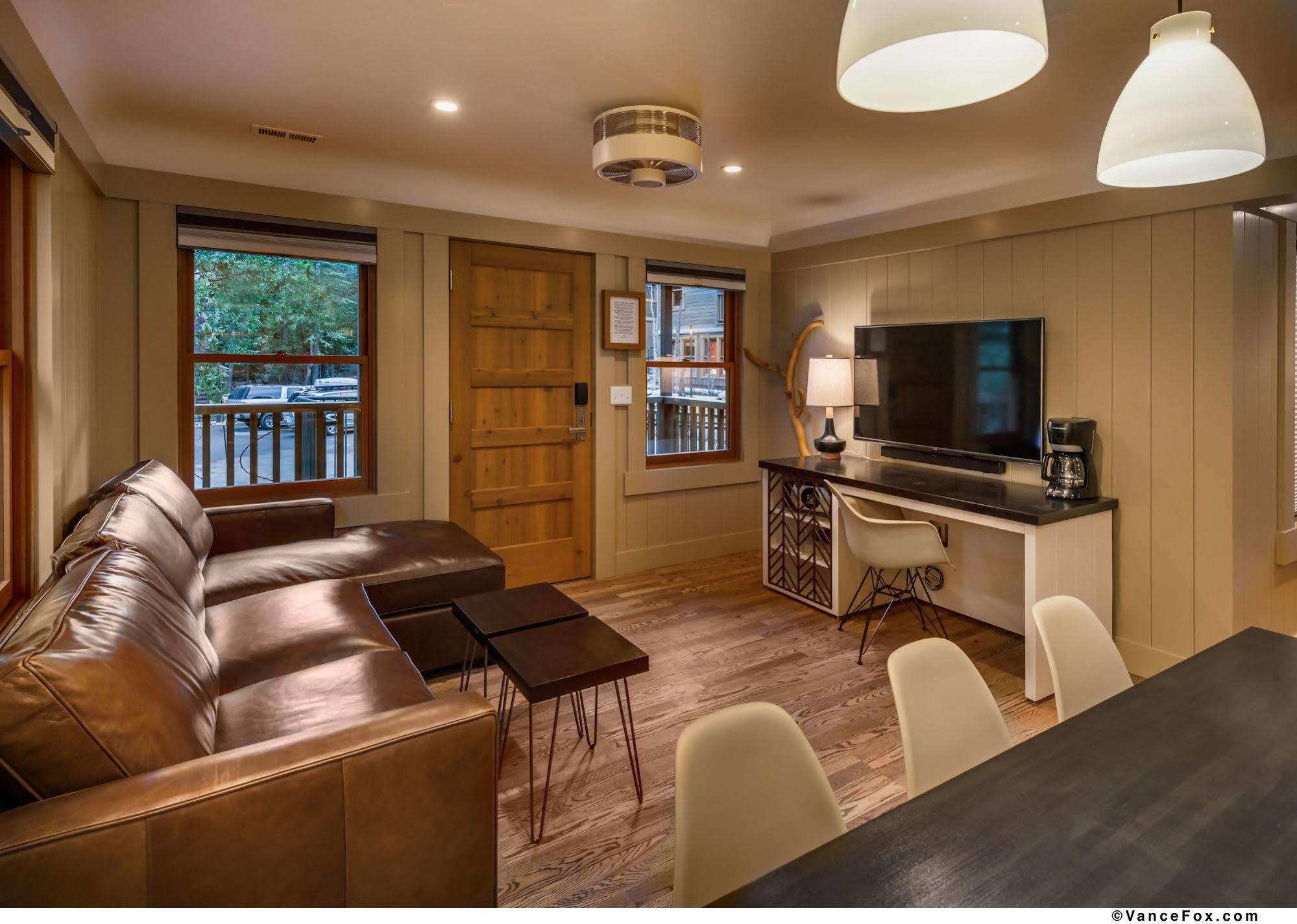 Cedar Crest Cottages Homewood ภายนอก รูปภาพ